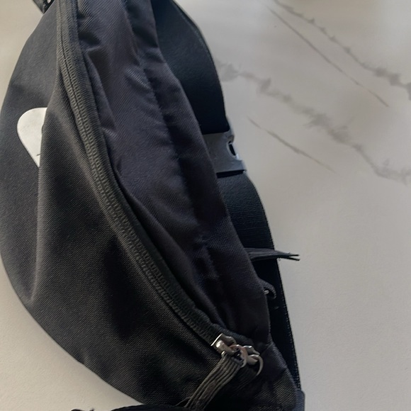 Nike Fanny pack - Picture 3 of 8